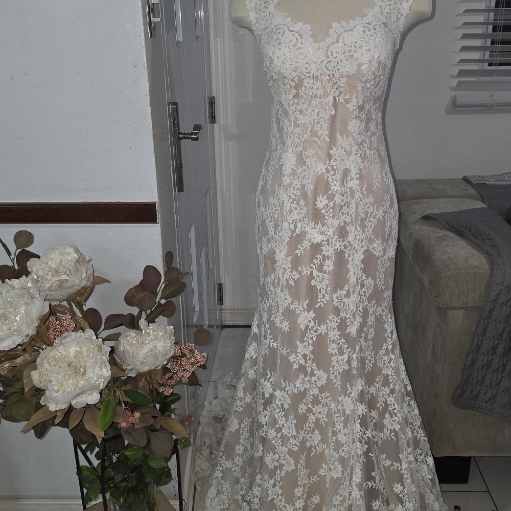 Maggie Sottero Lace Wedding Dress